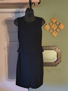 Theory Black Sleeveless Peplum Waist Structured Sheath Dress Size 6 LBD